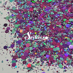 Diva Holographic Chunky Glitter - Purple Glitter Diva Holographic Chunky Glitter - Purple Glitter
