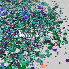 Cyber City Holographic Chunky Glitter - Multicolor Glitter Cyber City Holographic Chunky Glitter - Multicolor Glitter