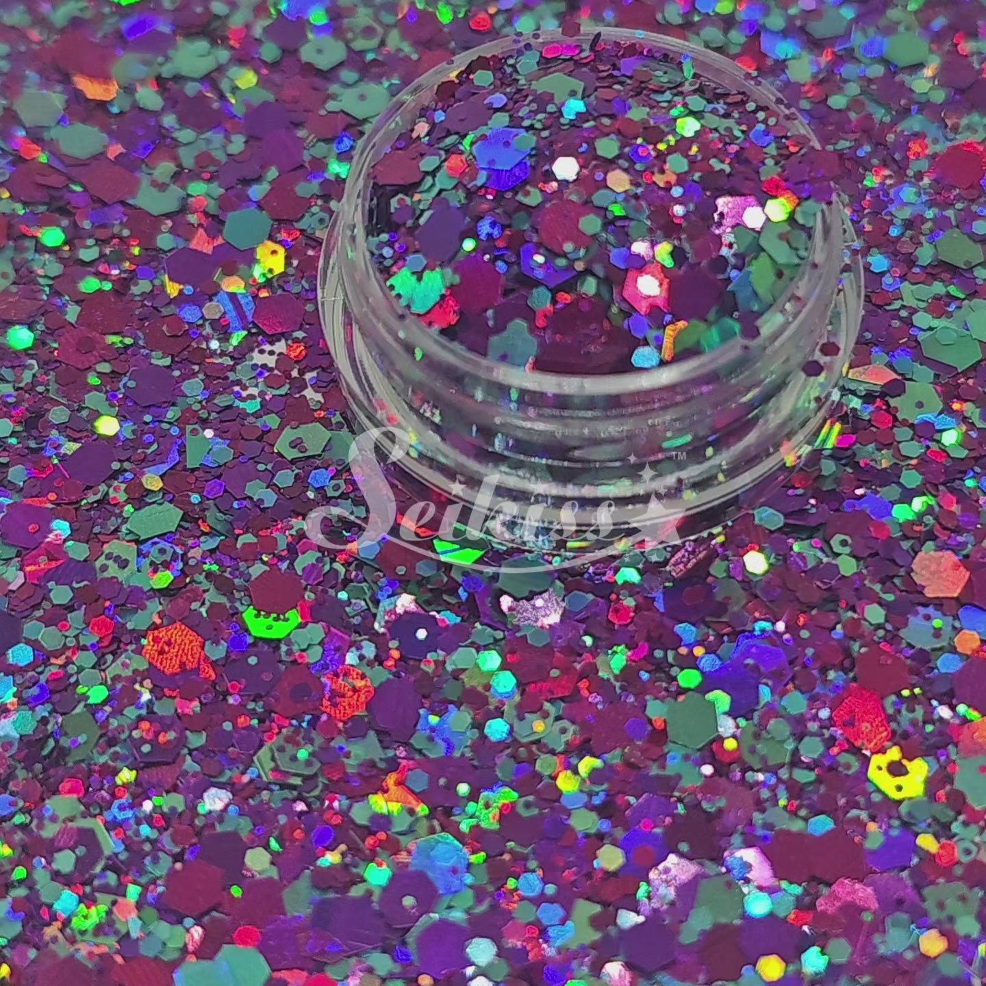 Diva Holographic Chunky Glitter - Purple Glitter Diva Holographic Chunky Glitter - Purple Glitter