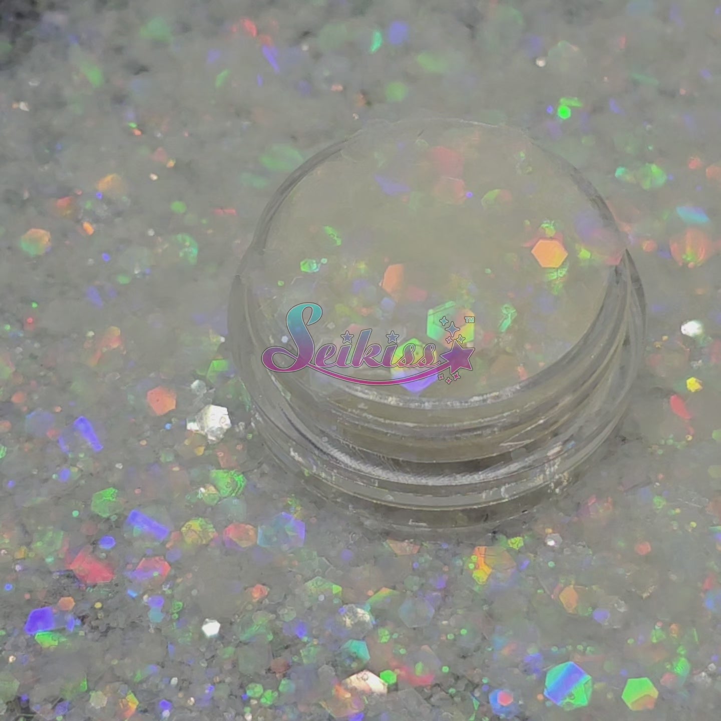 Snow Galaxy Holographic Chunky Glitter - White Glitter Snow Galaxy Holographic Chunky Glitter - White Glitter