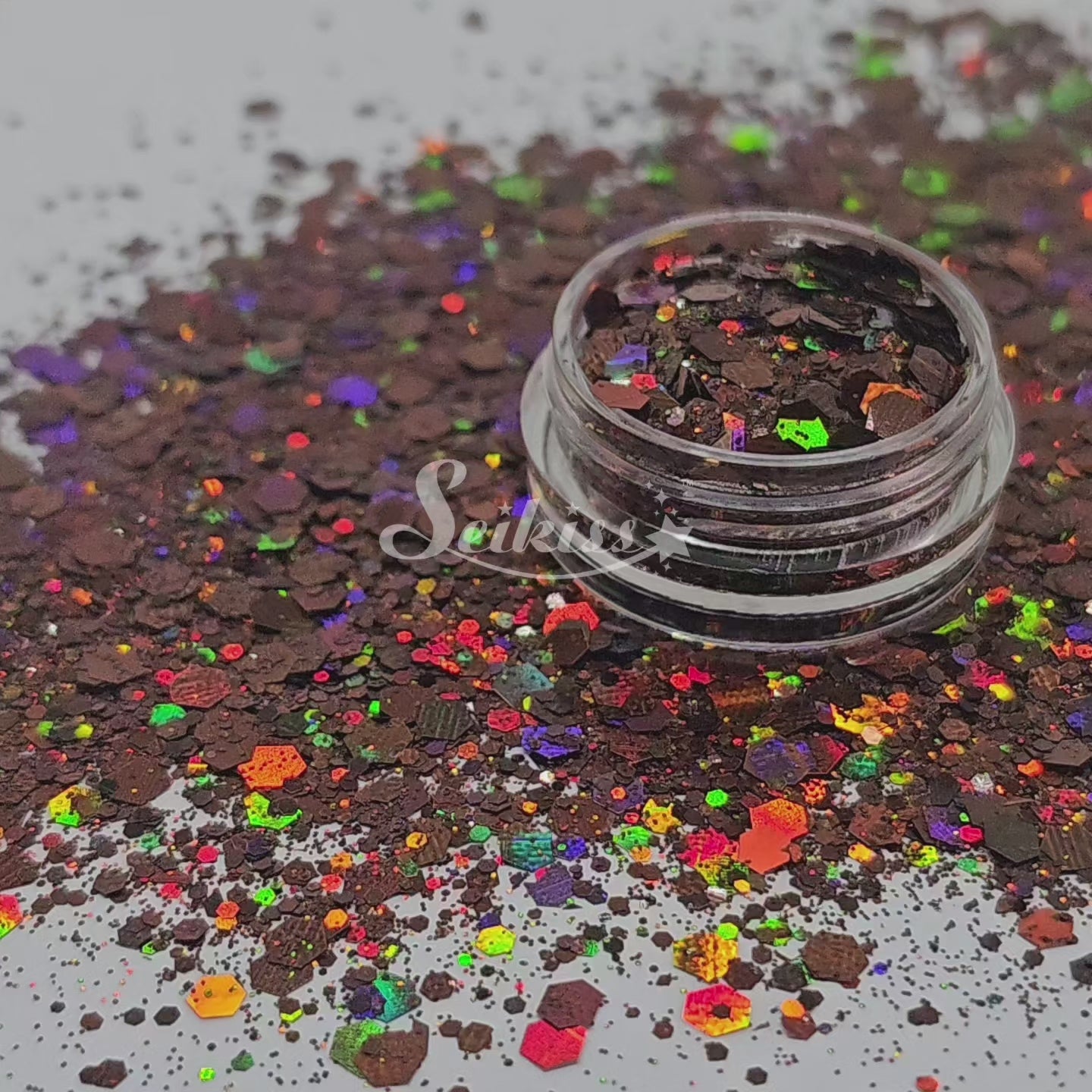 Chocolat Holographic Chunky Glitter - Brown Glitter Chocolat Holographic Chunky Glitter - Brown Glitter